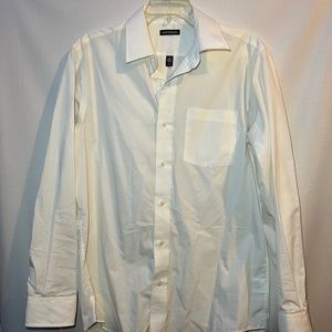 Men’s white Dress Shirt Size M